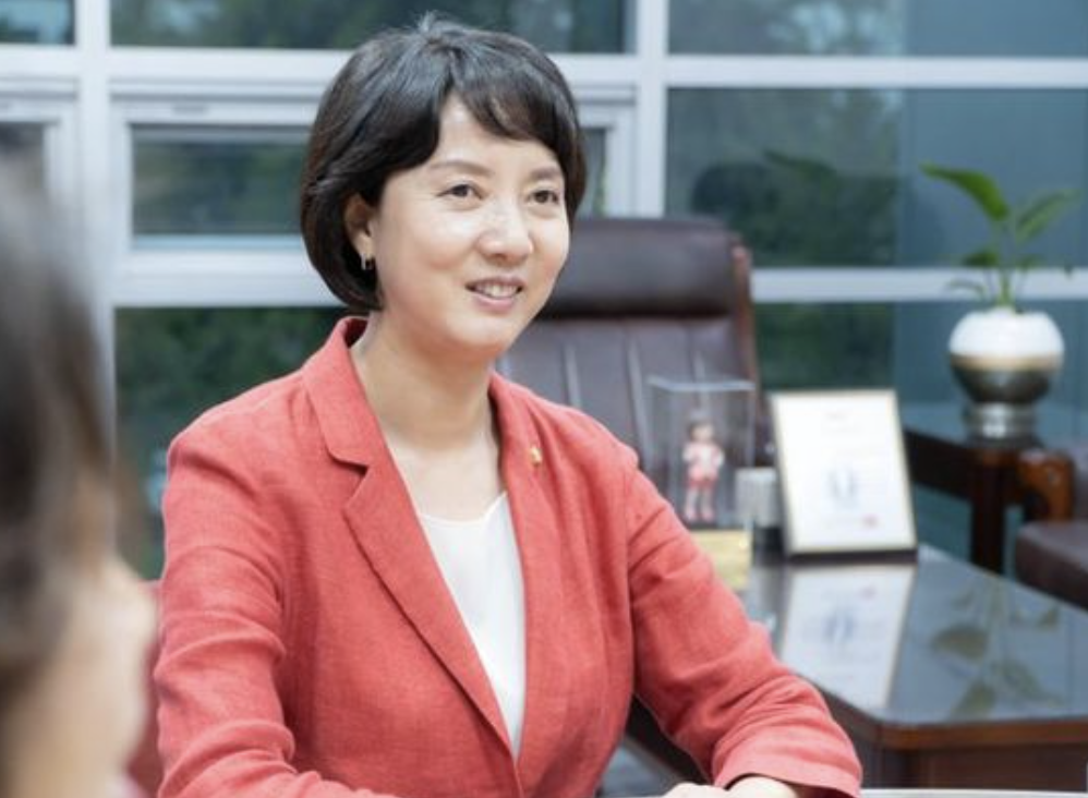 이영19