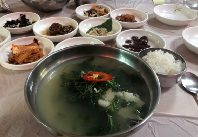 팔도식당