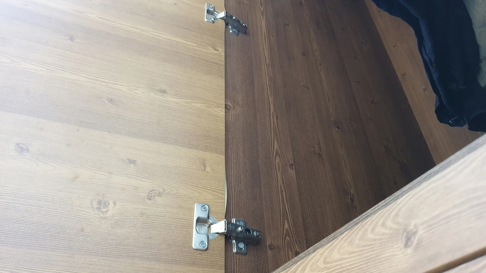 장롱 문짝 경첩