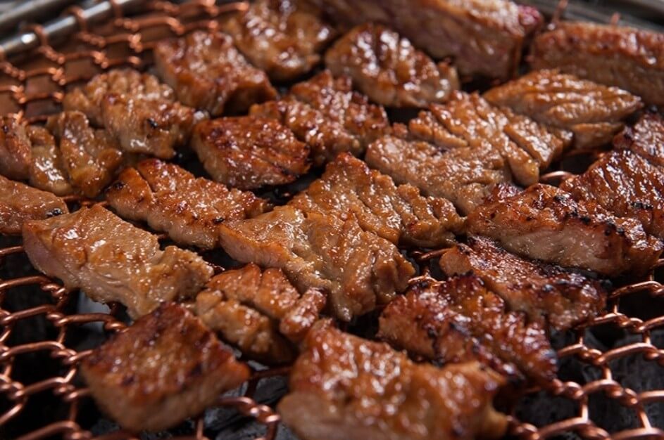 생생정보 고기8종 치킨 포함 샐러드바 경북 경산