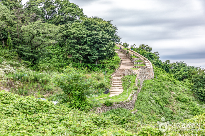 독산성 성곽
