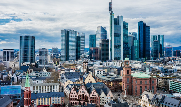 자본주의 이론을 가지고 발전한 도시 모습 사진