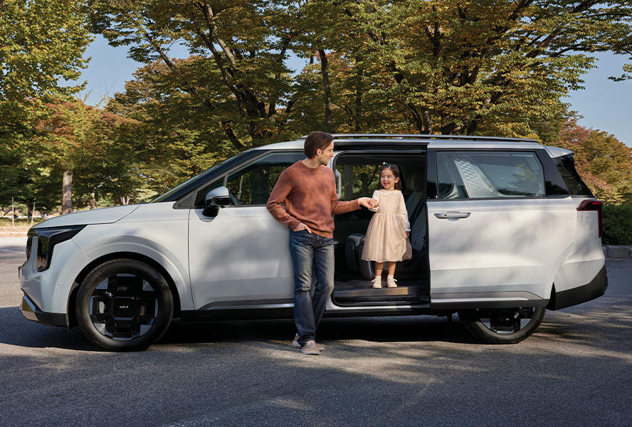 카니발 하이브리드 외관디자인