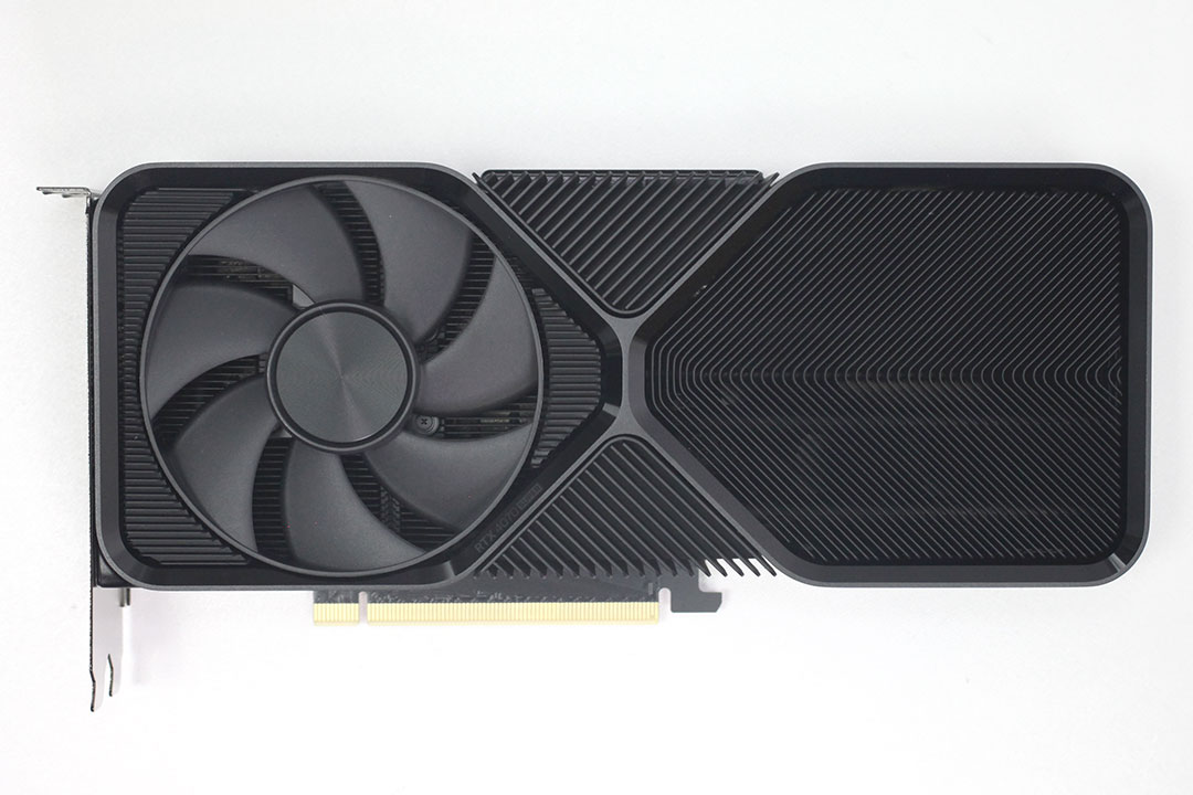  그래픽 카드 RTX 4070 Super 특징