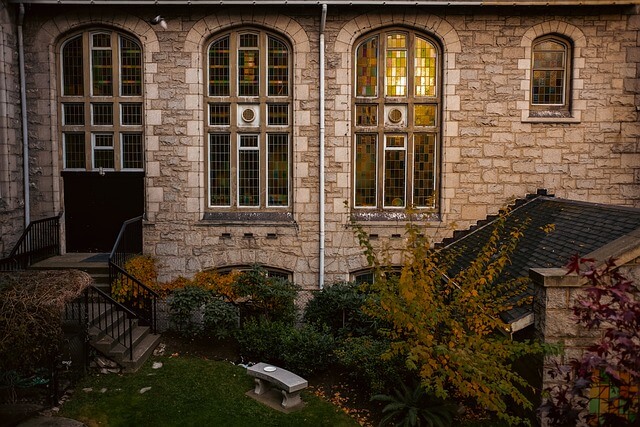 2025 캐나다 Express Entry 지원 자격 &amp; 점수 계산 가이드 &ndash; 취업 기반 이민의 시작