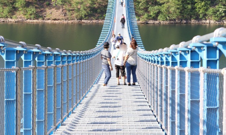 진천 출렁다리