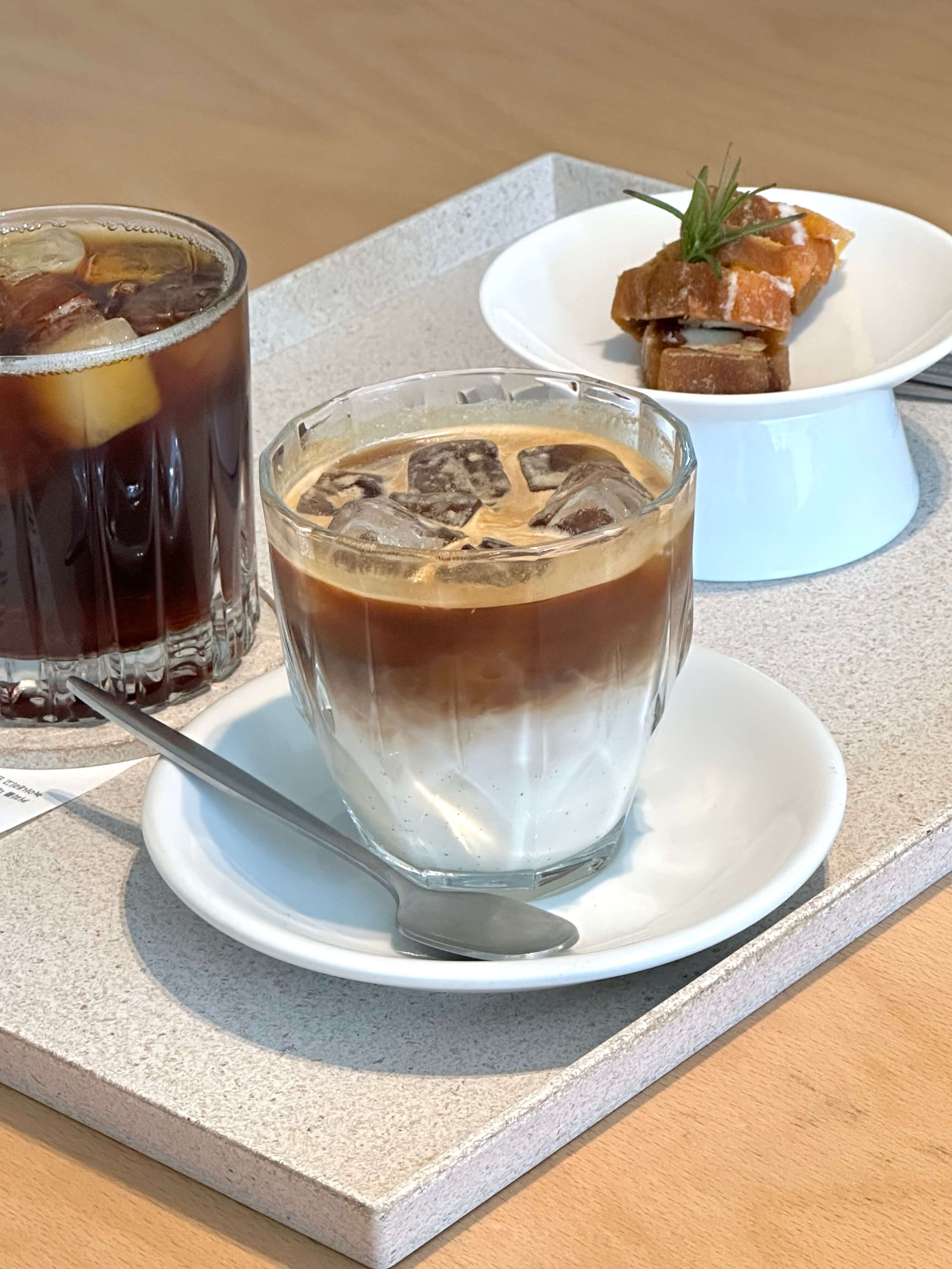 삼덕동 수평적관계 경대병원역 인근 대형카페