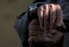 요양보호사-자격증-취득방법-시험일정-응시자격-합격률-취업-연봉