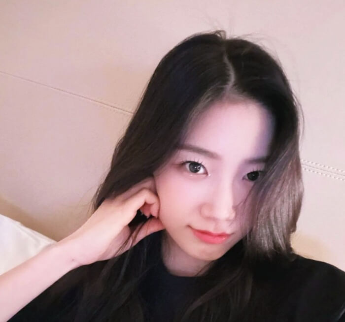 미소짓고있는-카즈하