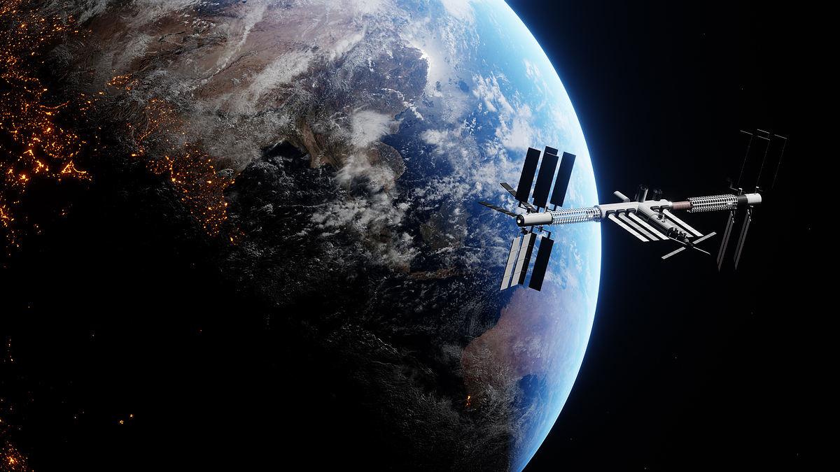 위성 사진과 국제우주정거장의 실시간 영상