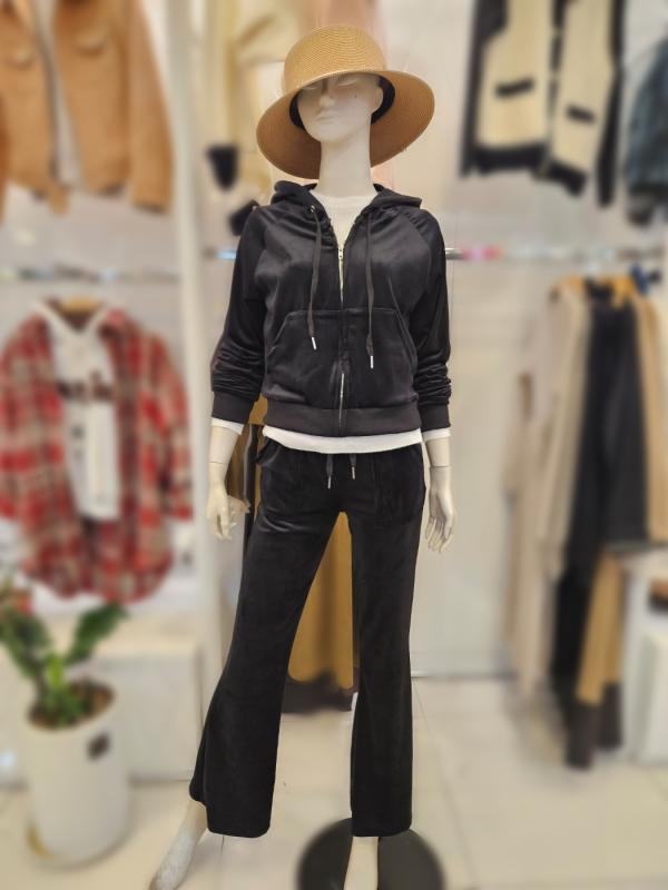 밸리걸 세이브존03 벨벳 트레이닝 세트 907723