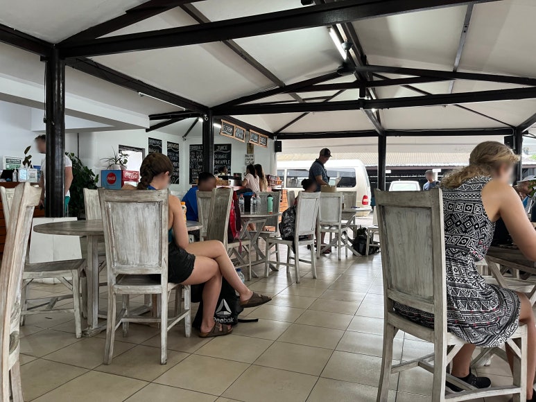 스랑안의 블루워터 익스프레스