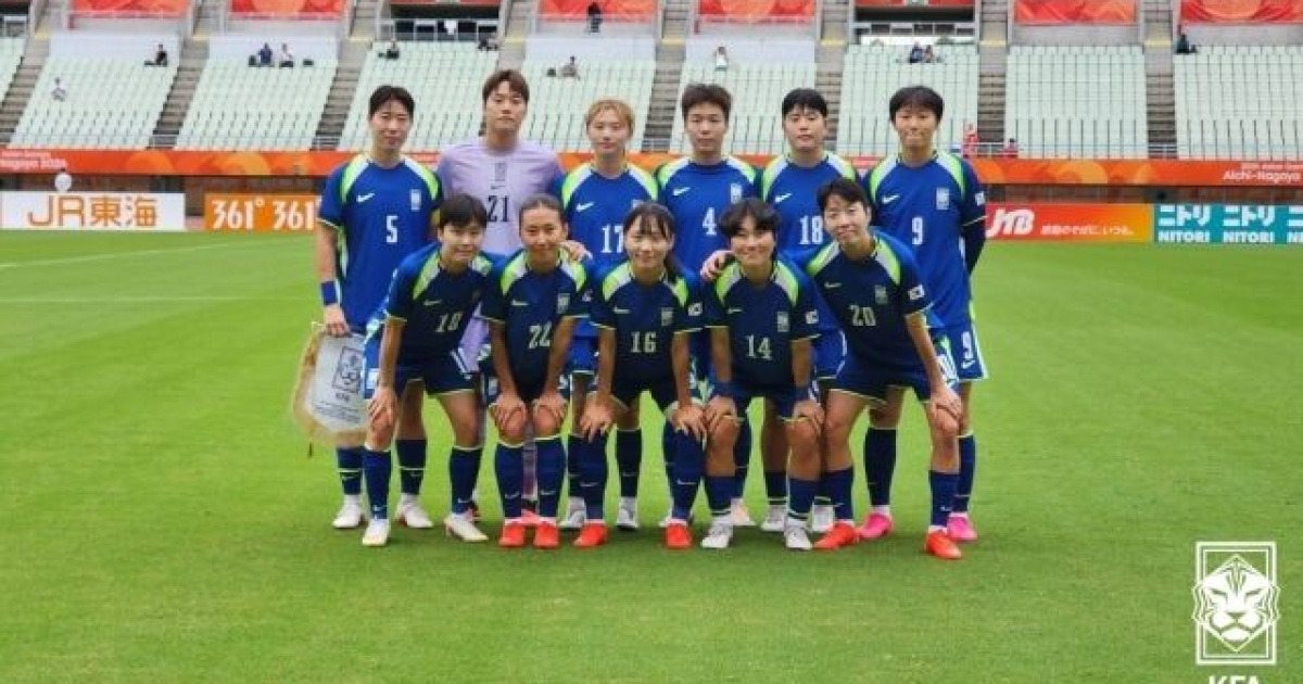 여자 축구 일본에 패배