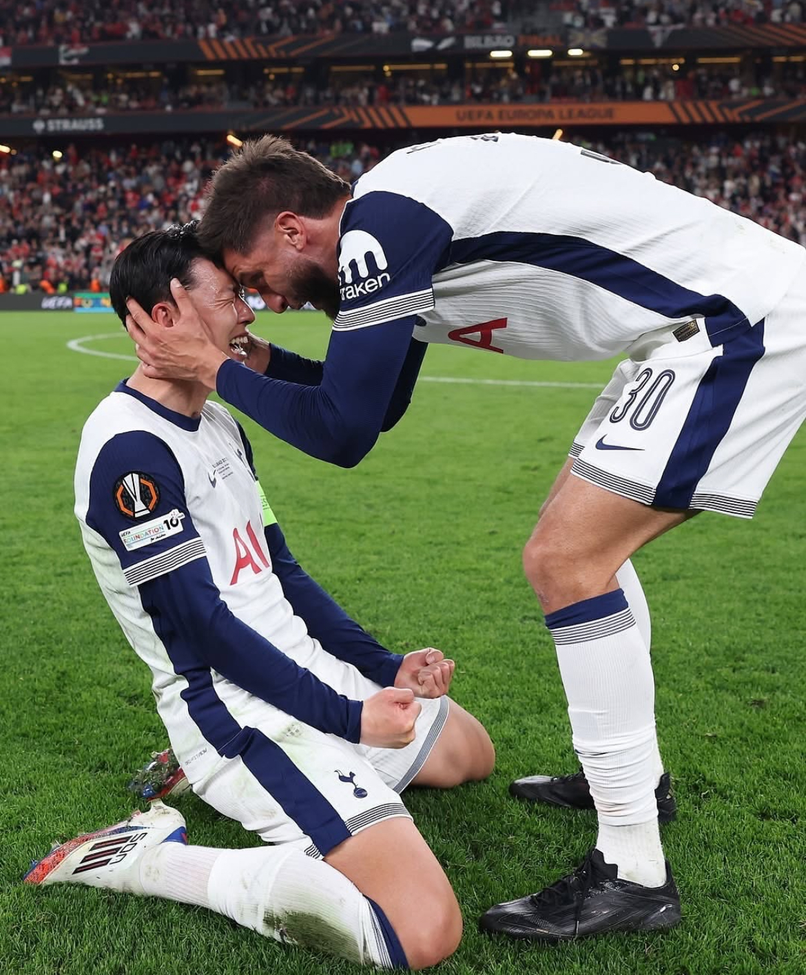 토트넘 손흥민, 유로파리그 첫 우승