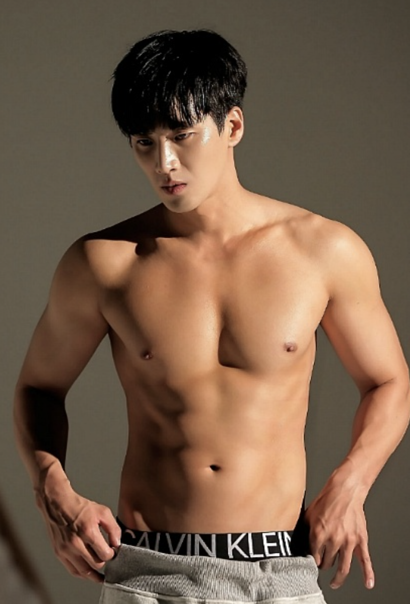 안보현 몸