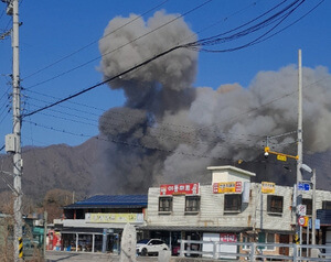 전투기 폭탄 8발 오폭, 100분 지나서야 군 발표