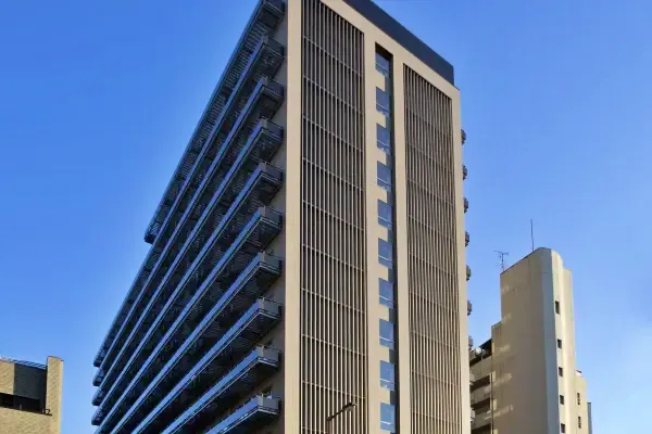 오사카-히노데-호텔-닛폰-바시-제공-사진-건물