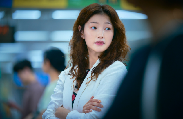 드라마 속 이엘│이엘만의 모습으로 캐릭터를 표현하는 장면