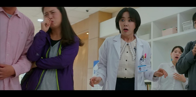 싸움을-보고-놀란-차정숙