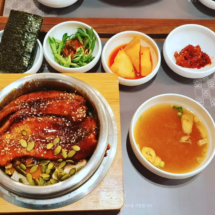 생방송투데이 하남 미사리 자연산 눈꽃장어 한상 맛집
