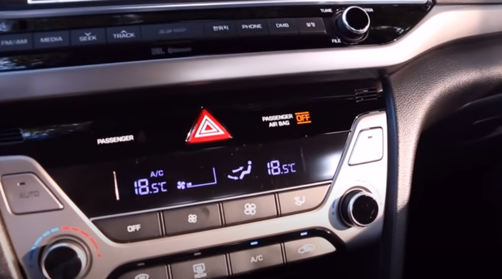 아반떼 AD중고차 가격 제원 연비 옵션 CN7