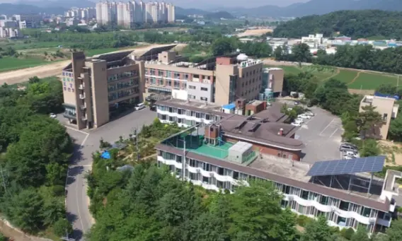 공주원로원