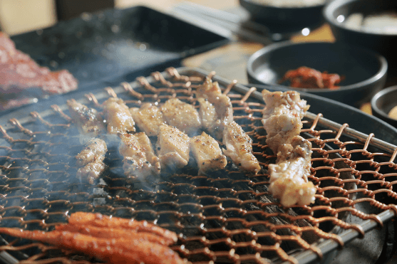 출처: 토담숯불닭갈비