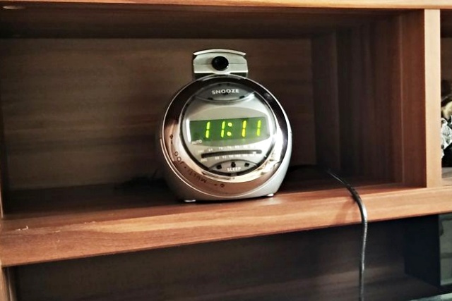 어린시절의 추억 놀이 10가지 시계 동일 숫자 뜨면 행운, 재밌는 팁줌 매일꿀정보