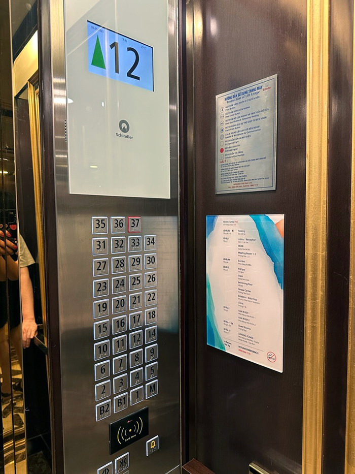 베트남 다낭 맛집 다낭타워 스테이크 하우스 & 루프탑바 Danang tower 다낭타워