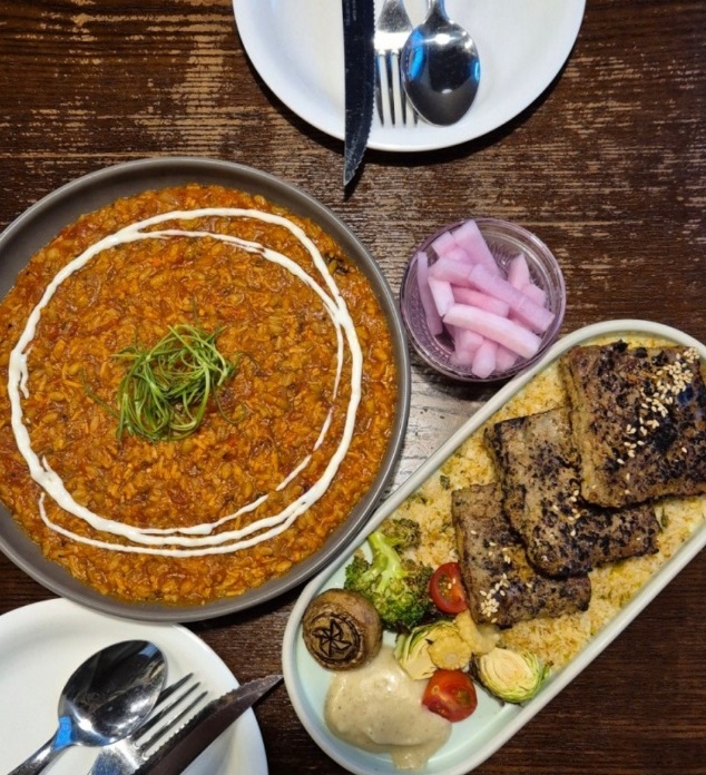 동네한바퀴-수원-양식-떡갈비