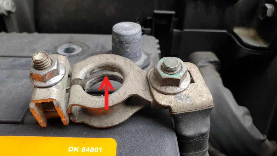 배터리 단자 접촉면