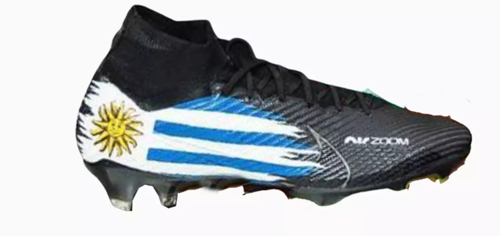 darwin-nunez-boots