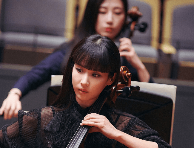 안을 보면 지배와 복종