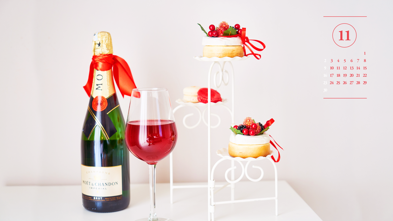 03 레드와인과 케이크 A - 2025년11월 노트북배경화면