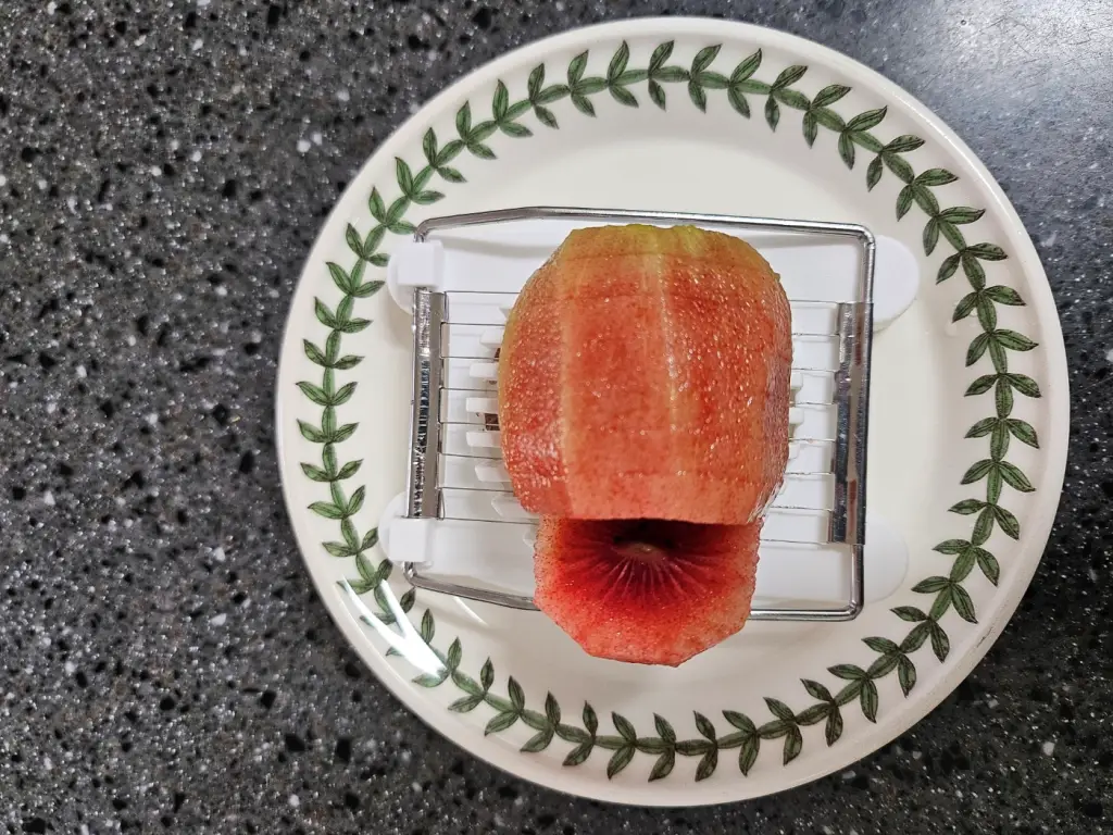 다이소-슬라이서-키위-커팅