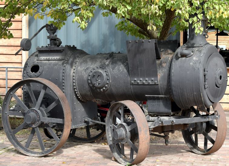 전기 자동차 시대의 내연기관 차의 위치