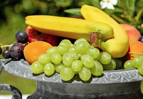 과일 먹는 꿈 해몽 및 해석(사과, 딸기, 바나나, 수박)