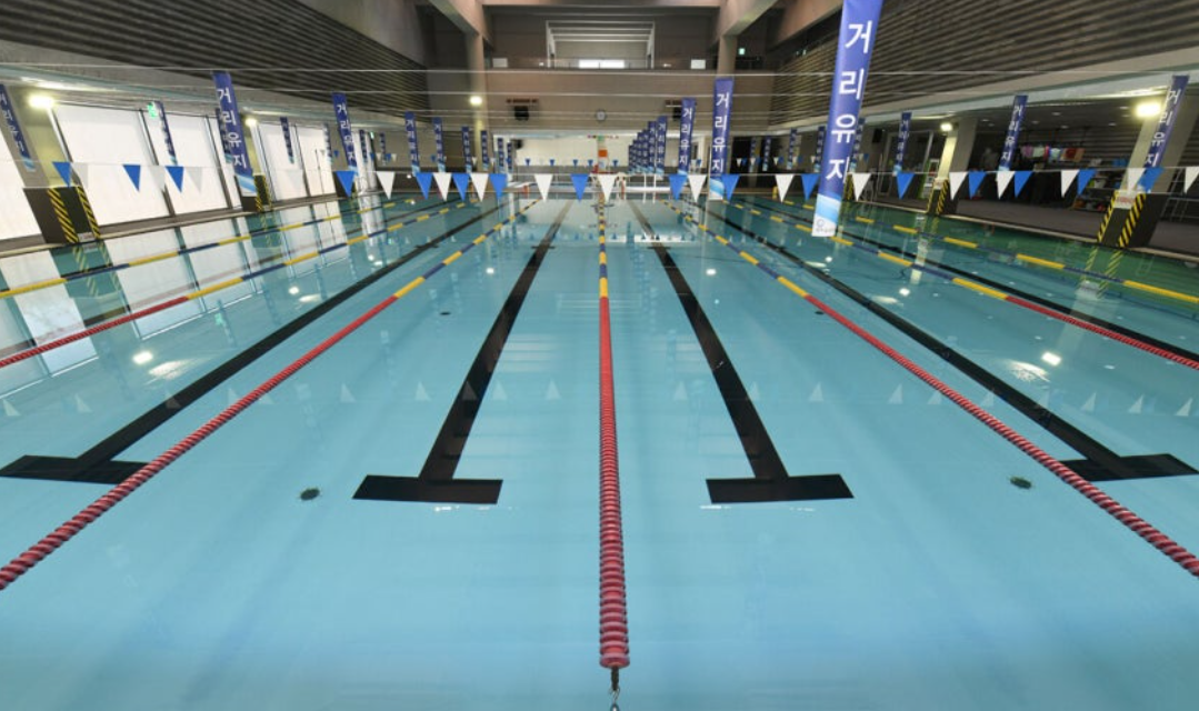 영주실내수영장 ‘대변 소동’, 범인 잡히면 처벌·손해배상은?
