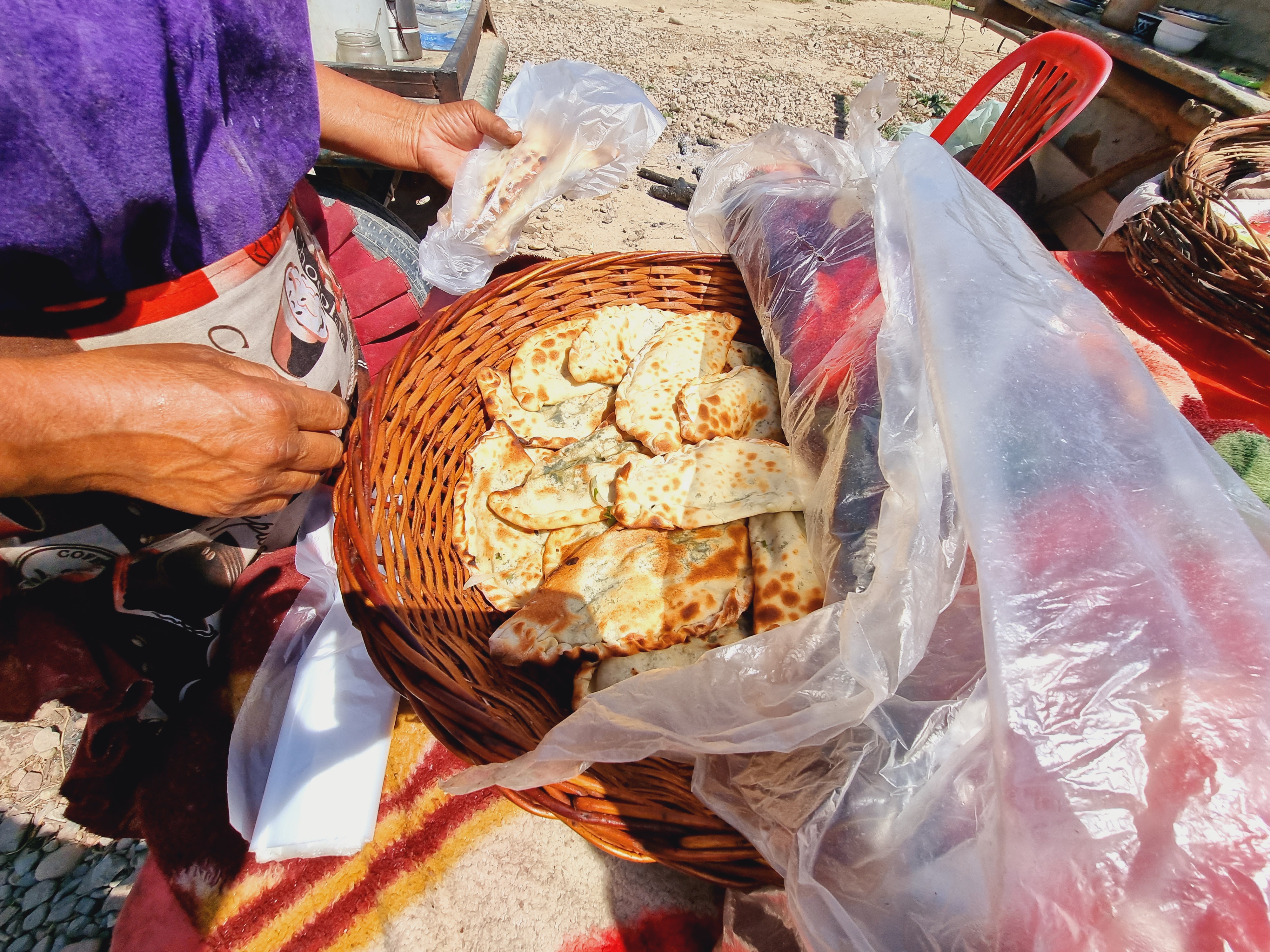 솜사 화덕과 간이 식당