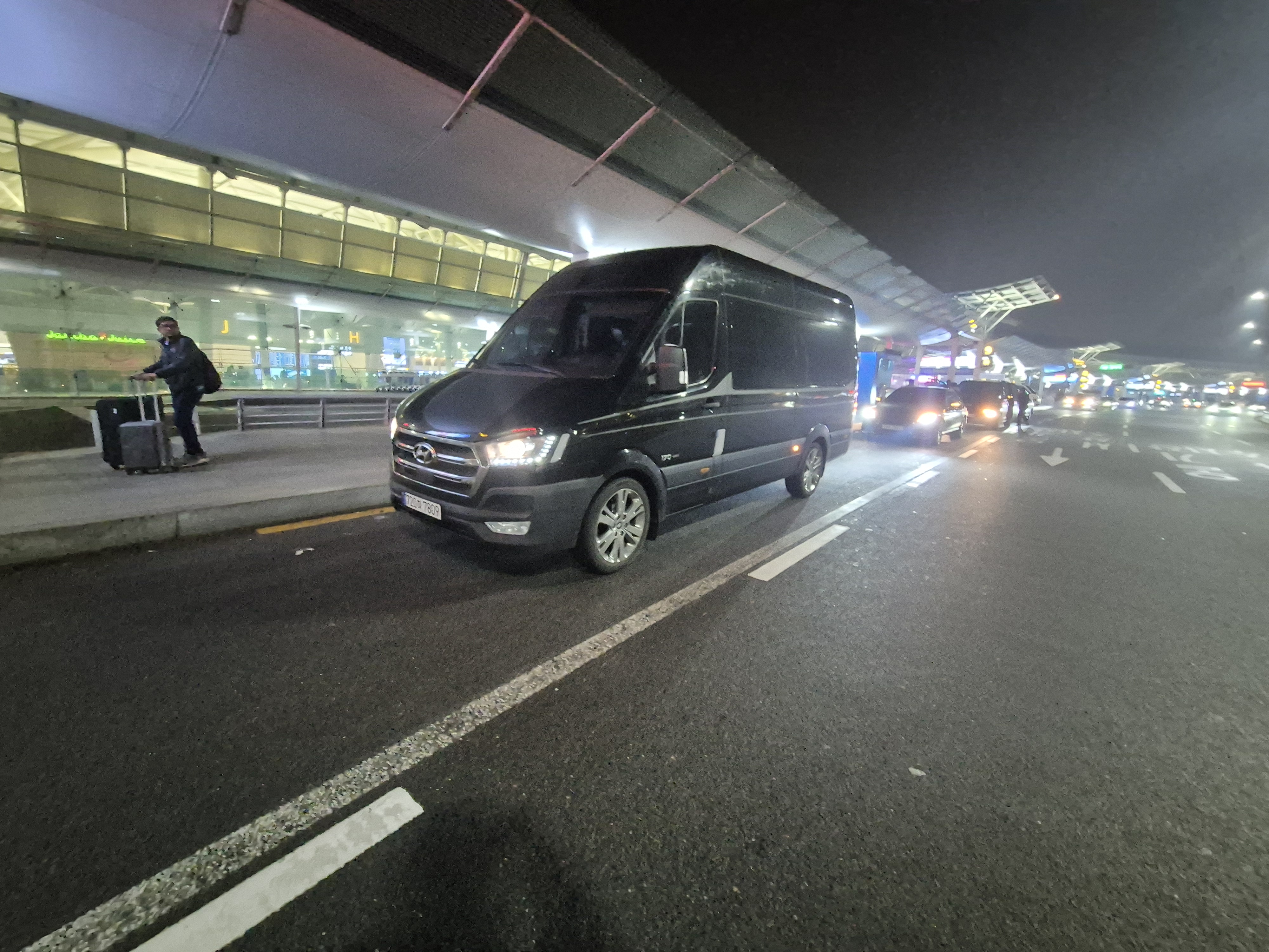 Airport transfer service at Incheon International Airport