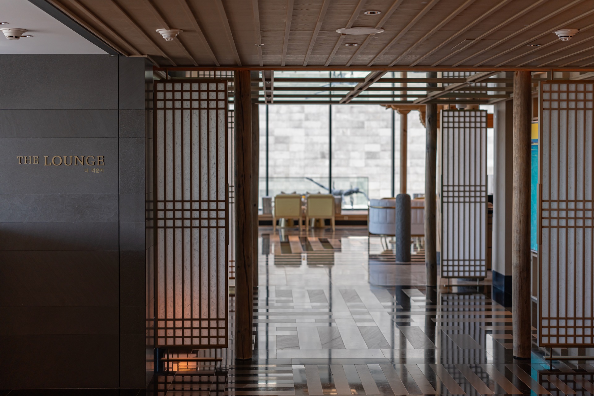 #JW가든 #JW메리어트제주 #댄싱두루미 #더플라잉호그 #아일랜드키친 #유채꽃 #제주사진 #제주여행 #제주유채꽃 #제주호텔