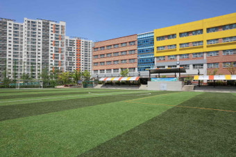 근로자의 날, 누가 쉬고 누가 일할까? (공무원, 은행, 병원까지 총정리)