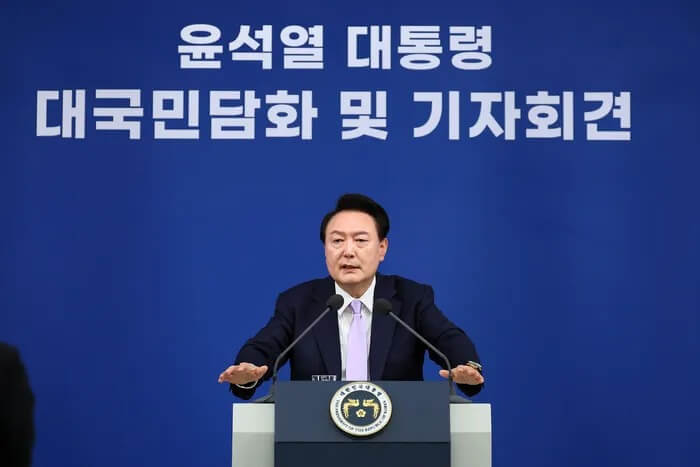 출처: 경향신문 긴급 브리핑 이미지
