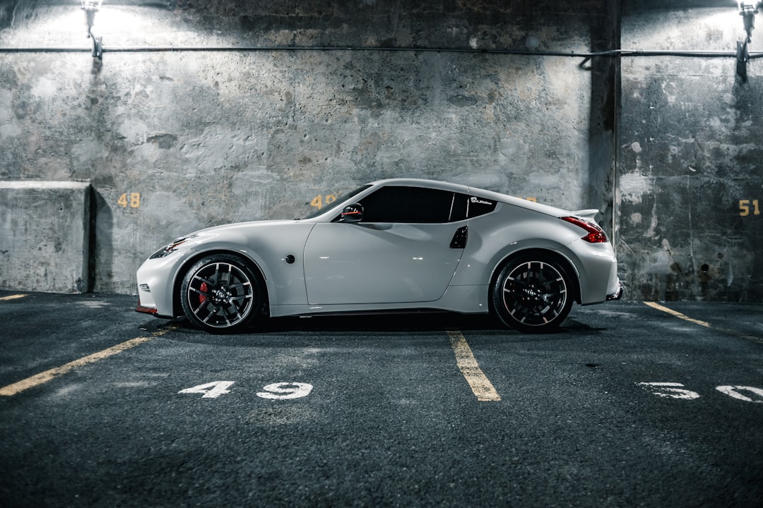 Automobile