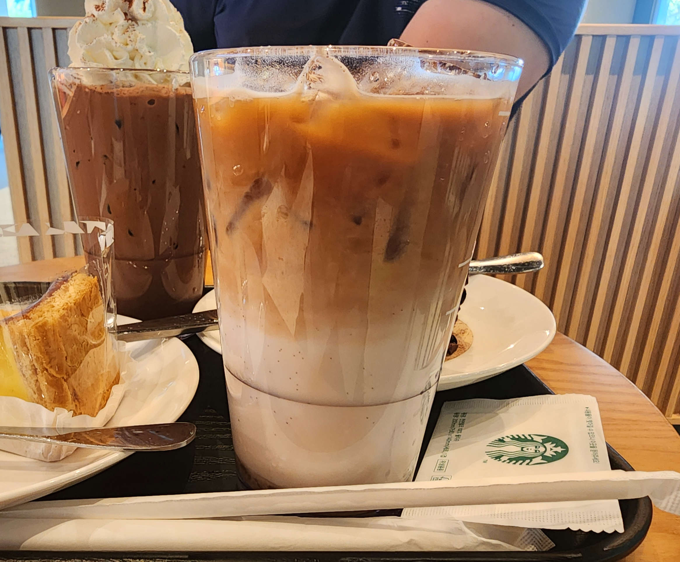 스타벅스_마롱헤이즐넛라떼