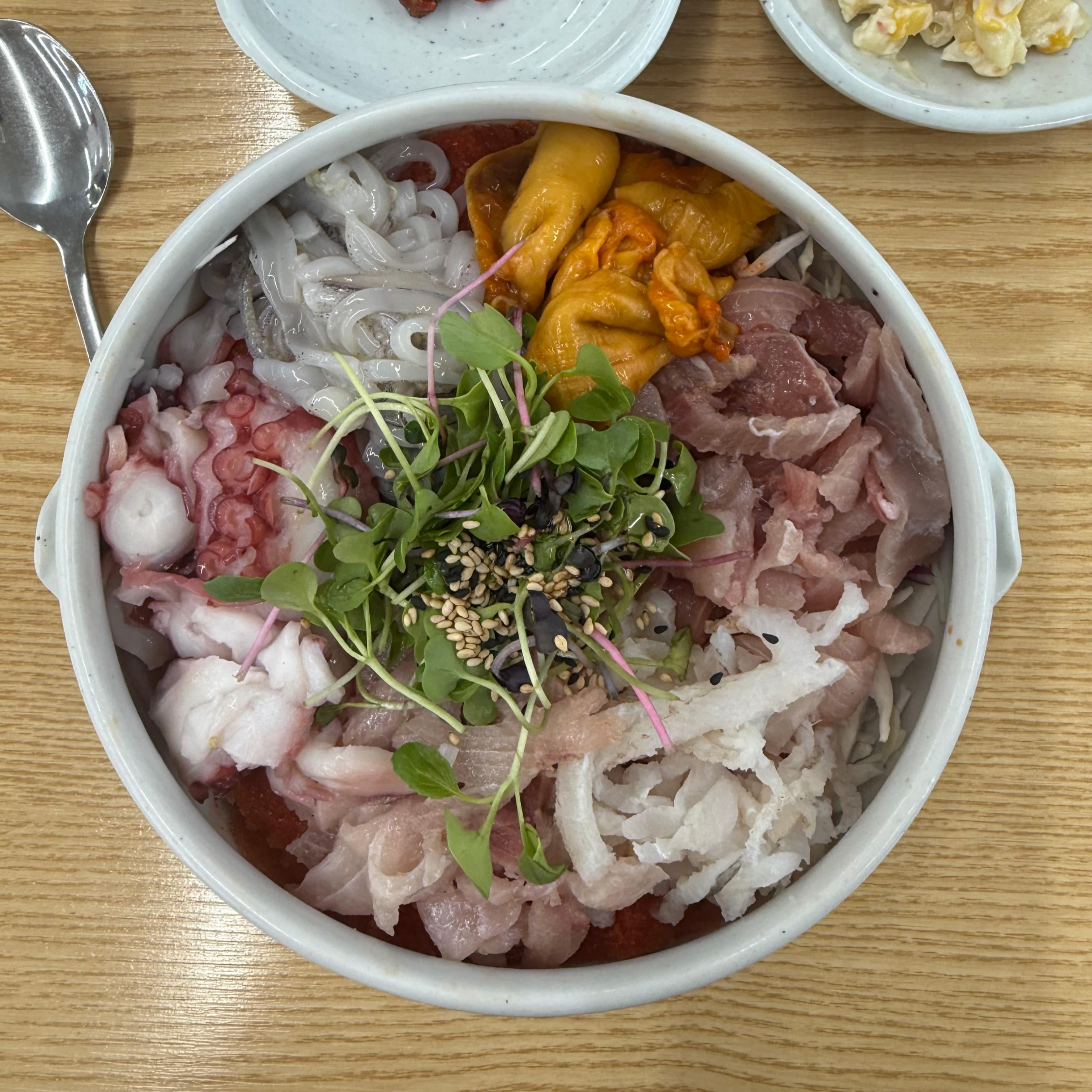 속초 물회 맛집 추천! 속초 유명물회집!! 항아리물회