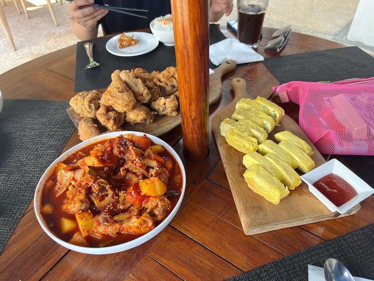 선샤인다이브 한식당