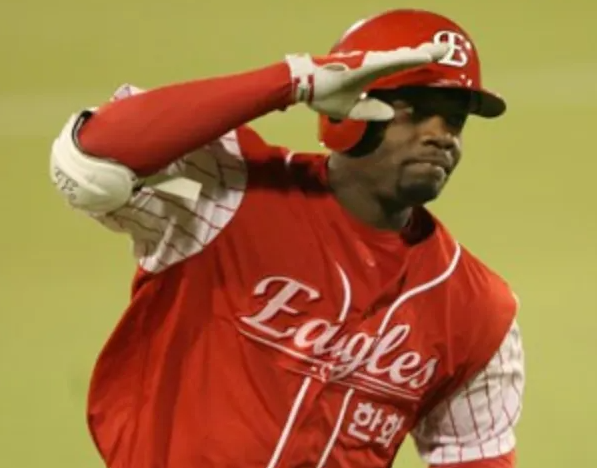 트리플쓰리-제이-데이비스