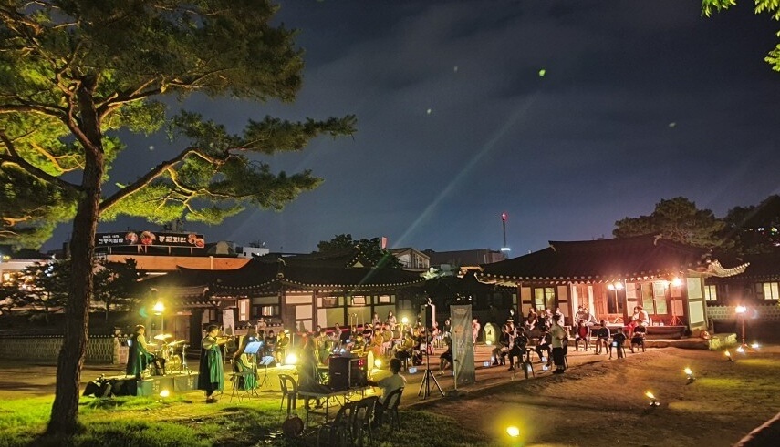 전주-한옥마을-경기전