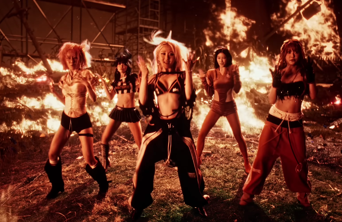 LE SSERAFIM (르세라핌) x ILLIT (아일릿) x KATSEYE (캣츠아이) ICONIC BY MISTAKE